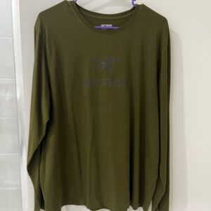 Arc'teryx Men's Forest Green Long Sleeve Tee